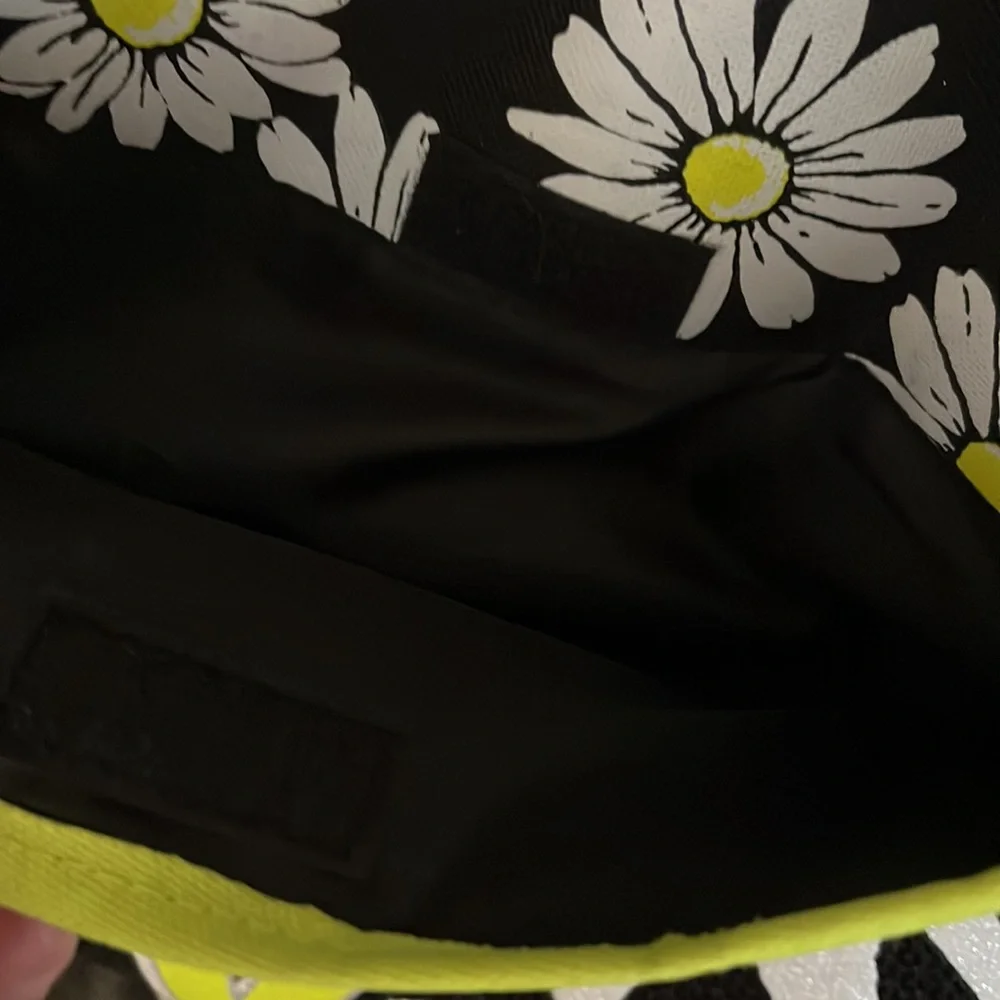 JUSTICE “JUST BE YOU” SEQUIN COMPUTER SCHOOL BAG BLACK YELLOW